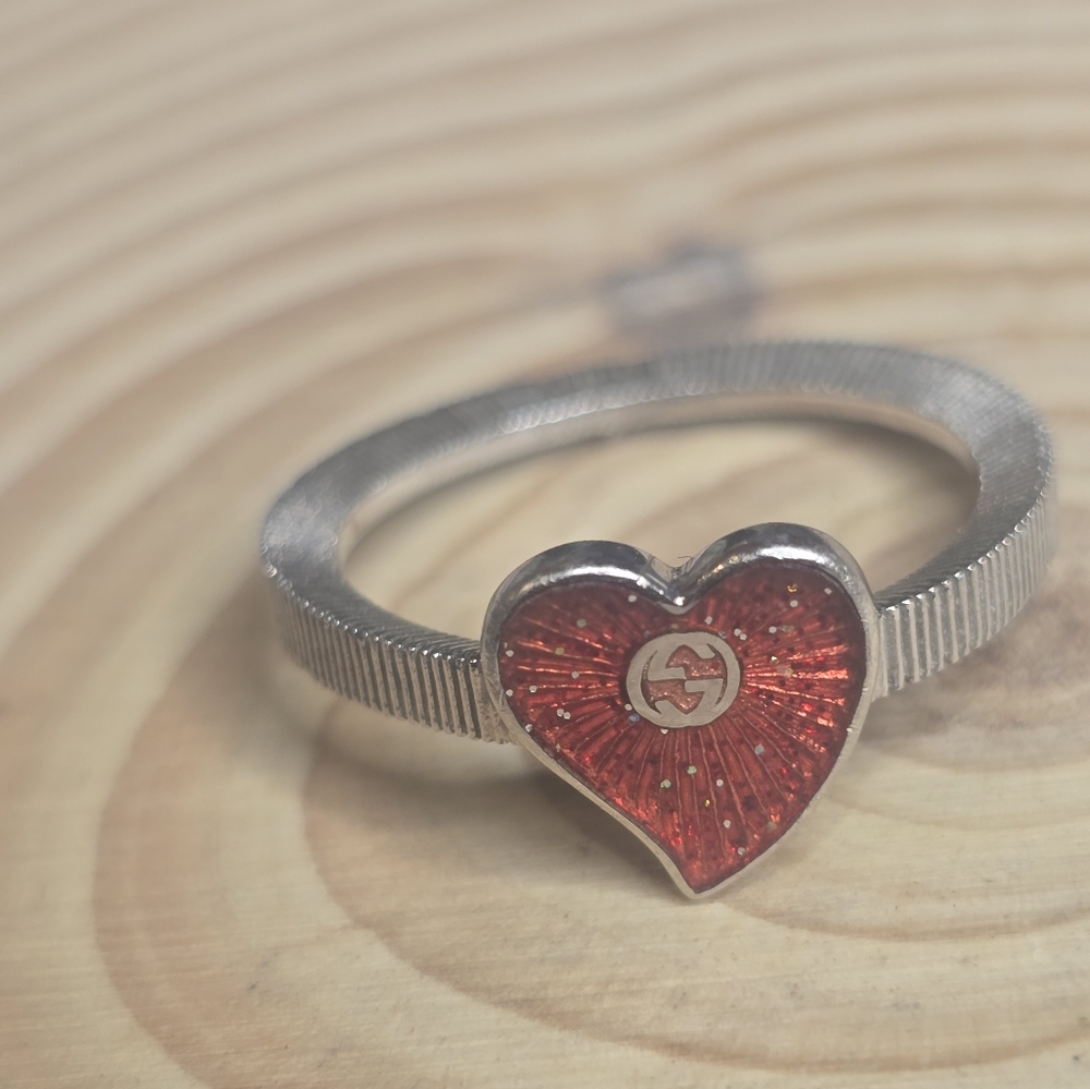 Stunning Gucci Red Heart Ring Size 7 & 1/2